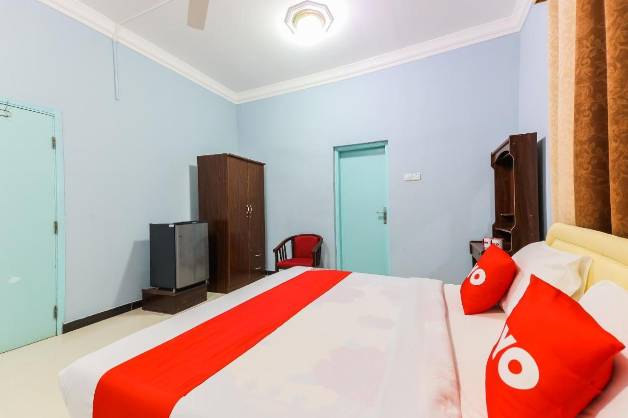Super Oyo 110 Ras Al Hadd Guest House Luaran gambar
