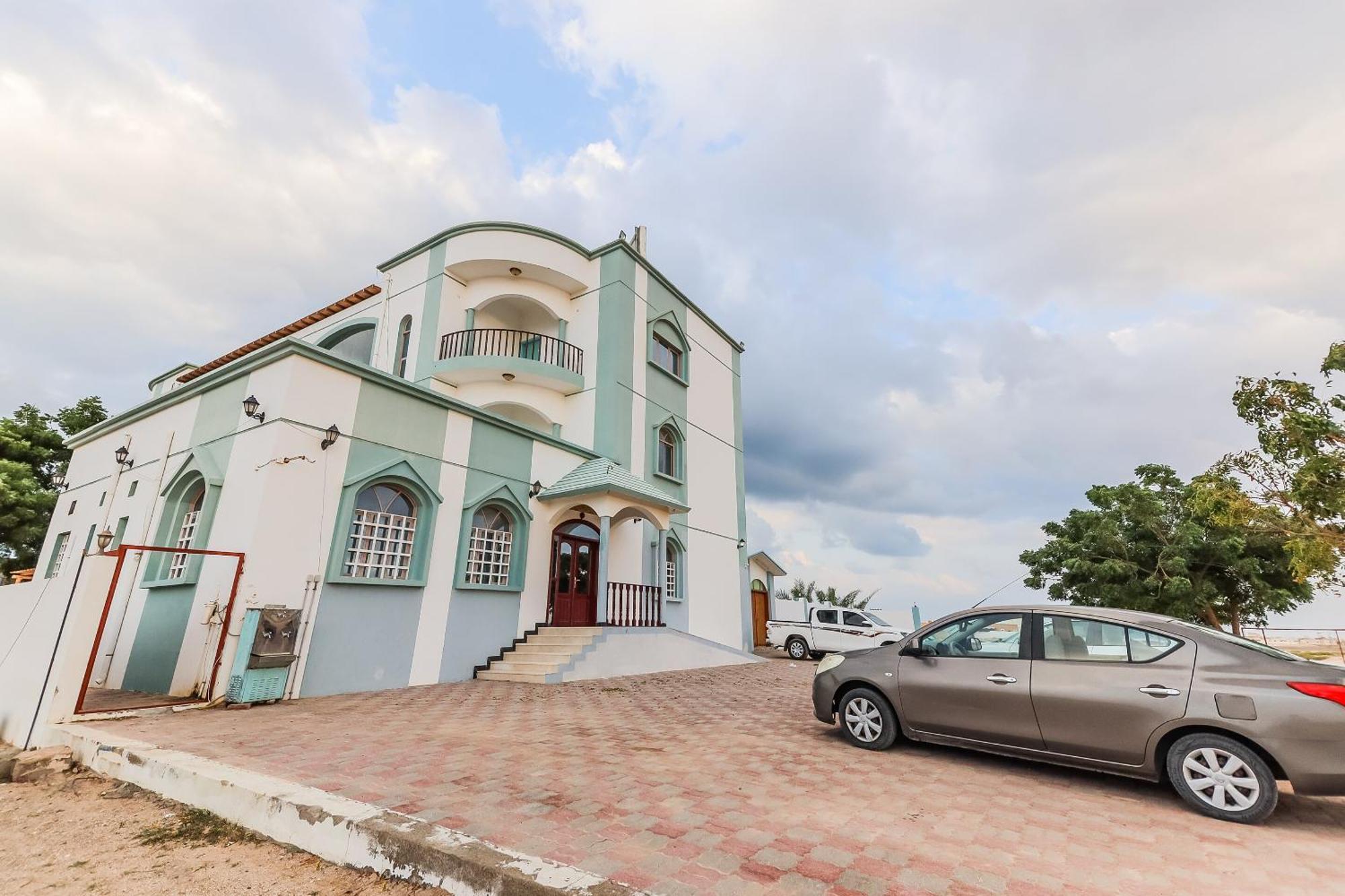 Super Oyo 110 Ras Al Hadd Guest House Luaran gambar