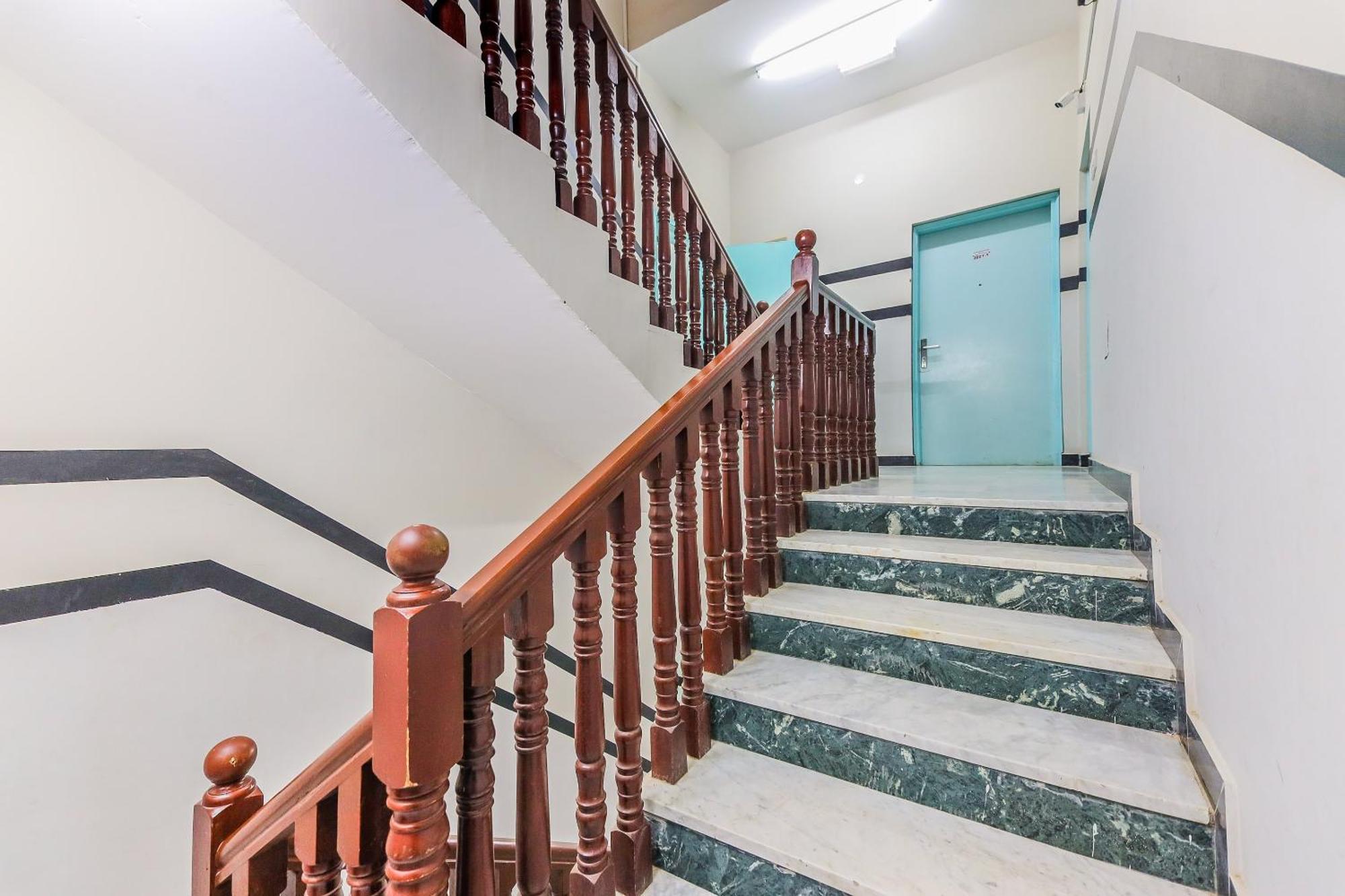 Super Oyo 110 Ras Al Hadd Guest House Luaran gambar